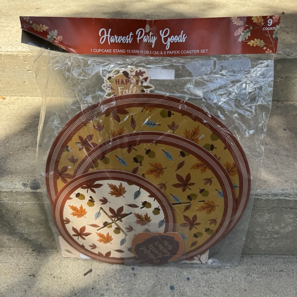 Thanksgiving‎ Cupcake Stand + 8 Paper Costers NWT Fall Decor